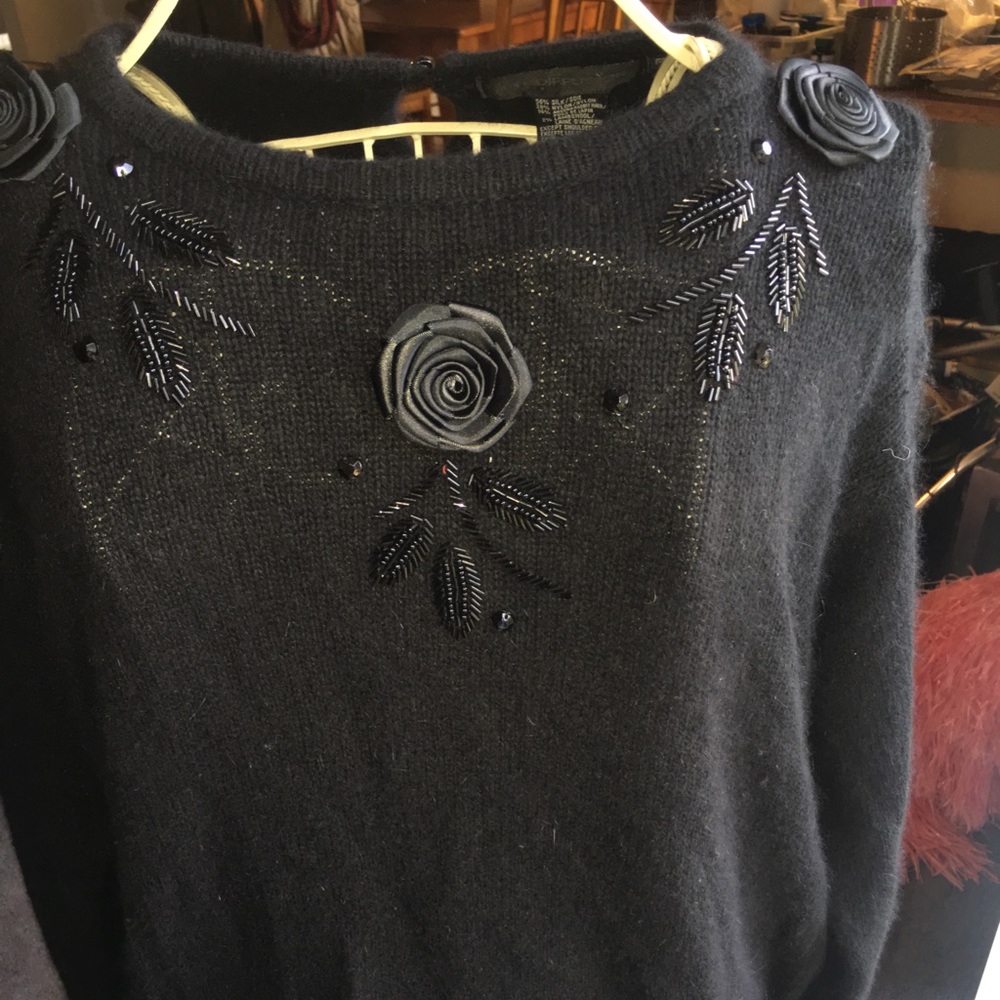 L.B diffusion sweater ✨ - Picture 2 of 8